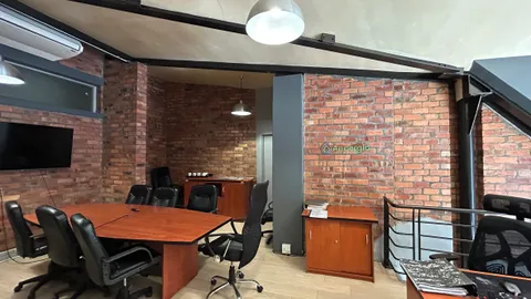 suite 321, 3rd floor Office (12).